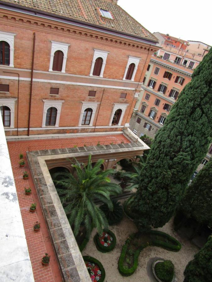 Casa S. Giuseppe Di Cluny Bed and Breakfast Rome Buitenkant foto