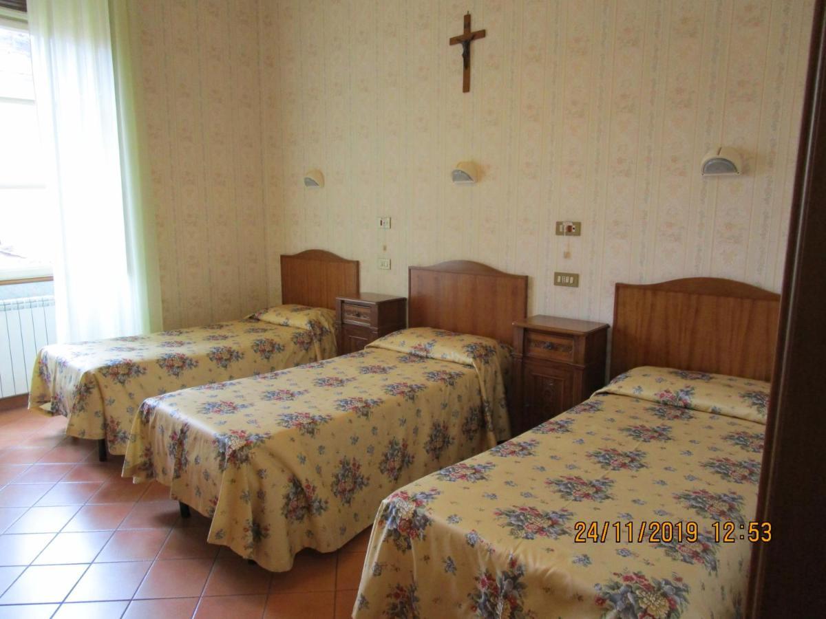 Casa S. Giuseppe Di Cluny Bed and Breakfast Rome Buitenkant foto