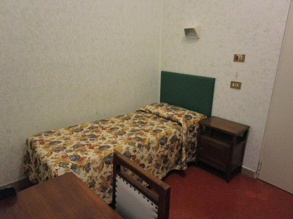 Casa S. Giuseppe Di Cluny Bed and Breakfast Rome Buitenkant foto