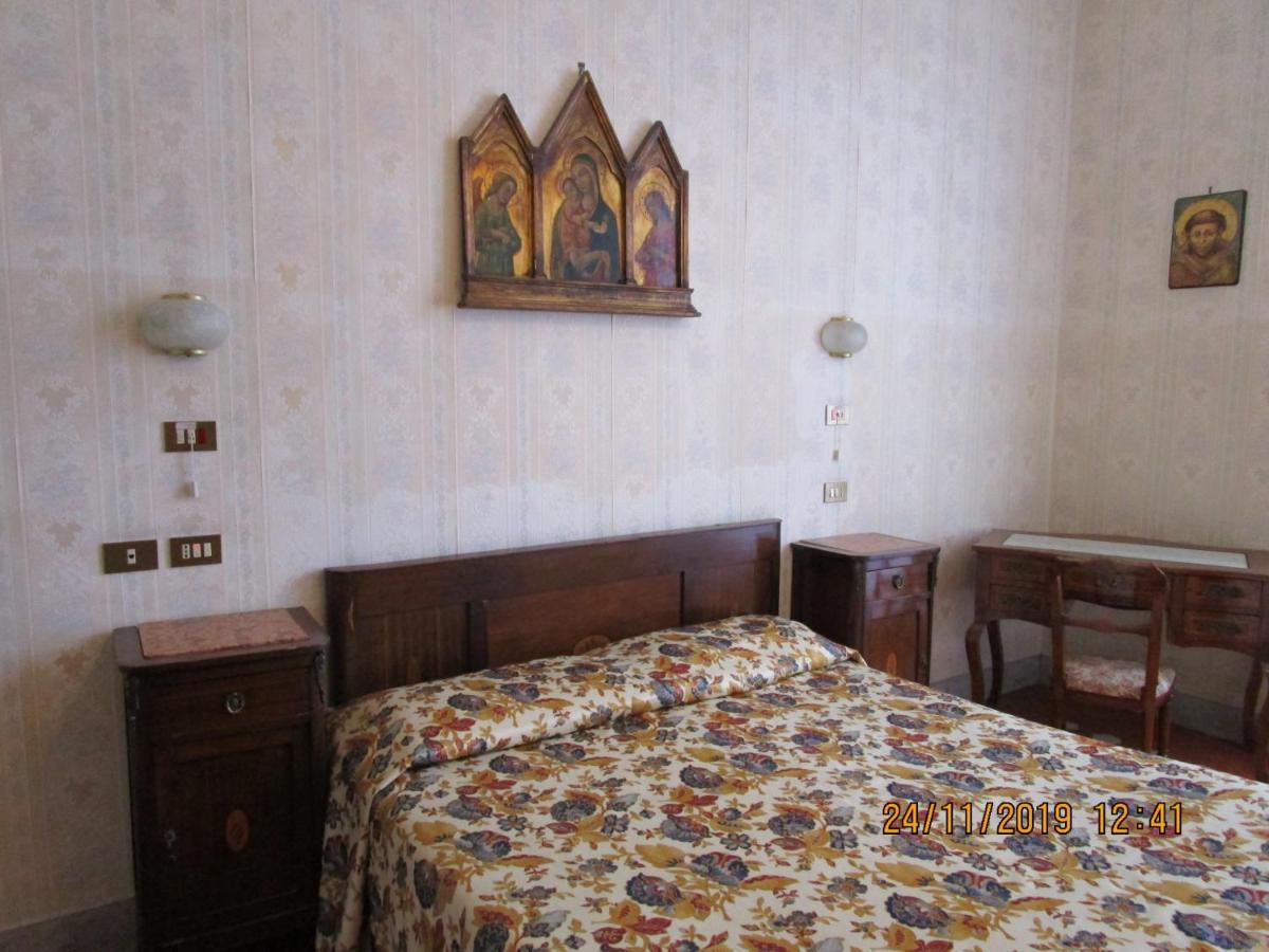 Casa S. Giuseppe Di Cluny Bed and Breakfast Rome Buitenkant foto